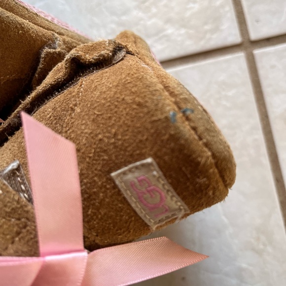 Baby Ugg boots size 4/5. - Picture 6 of 7